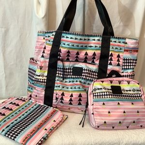 EUC GO! SAC tote overnight‎ diaper bag tote 3 piece set Aztex